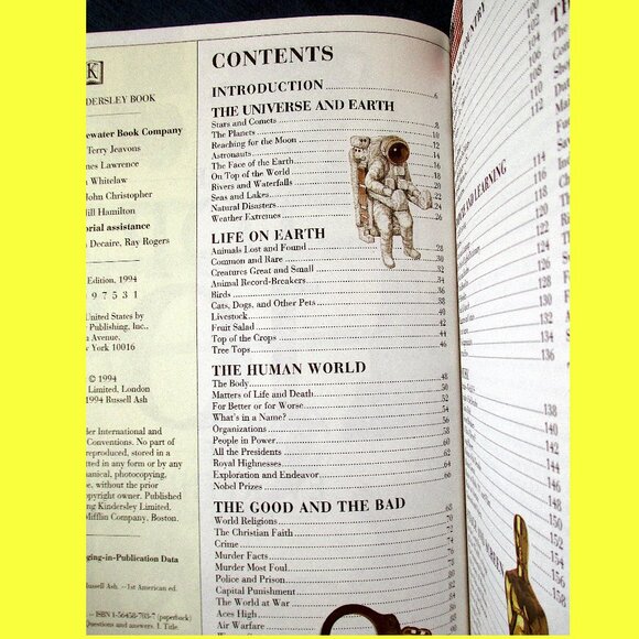 Book: The Top 10 of Everything by Russell Ash - Picture 2 of 14